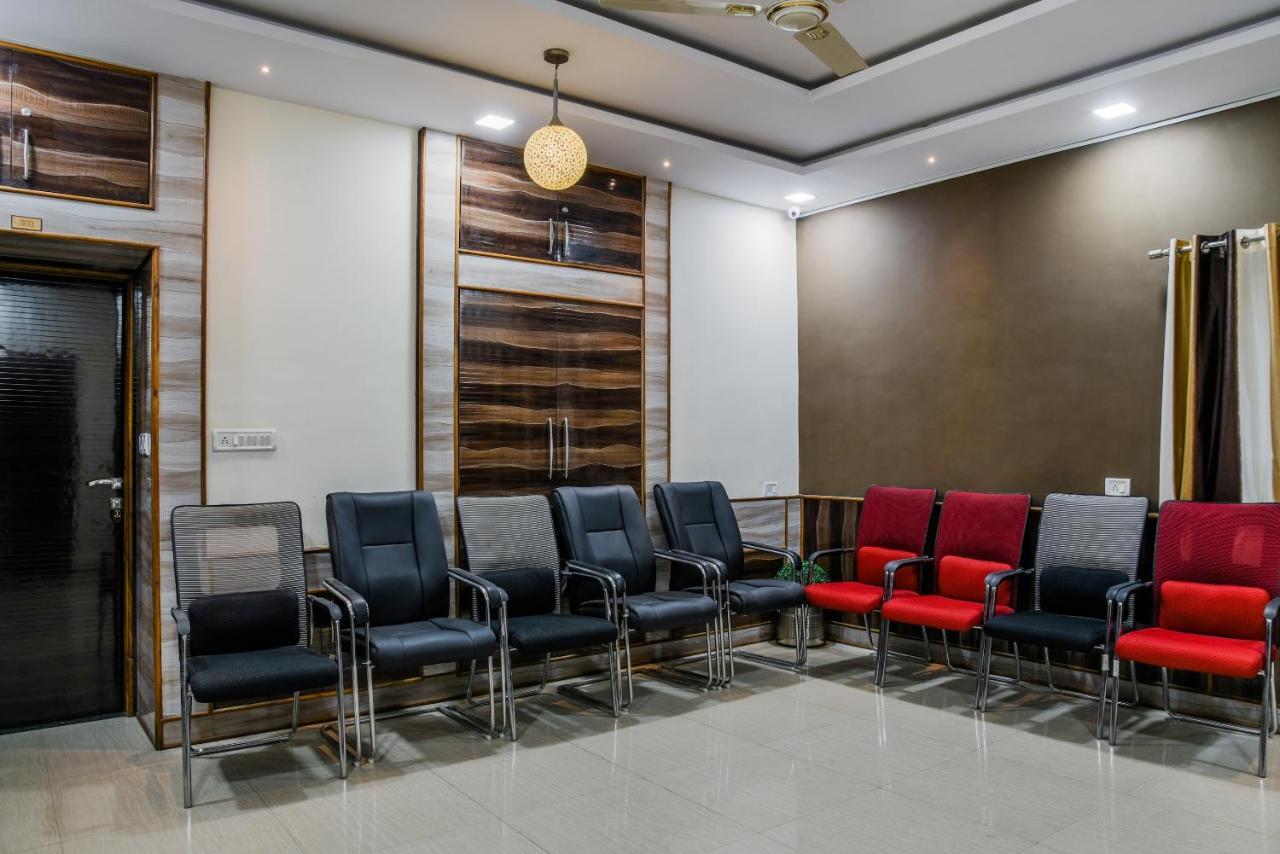 Oyo 11868 Rk Residency Hotel Udaipur Kültér fotó