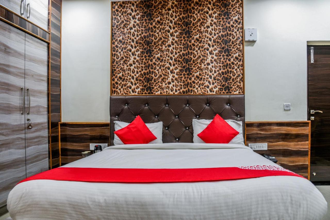 Oyo 11868 Rk Residency Hotel Udaipur Kültér fotó
